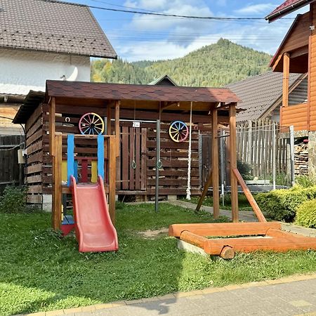 Aura Karpat Hotel Bukovel Kültér fotó